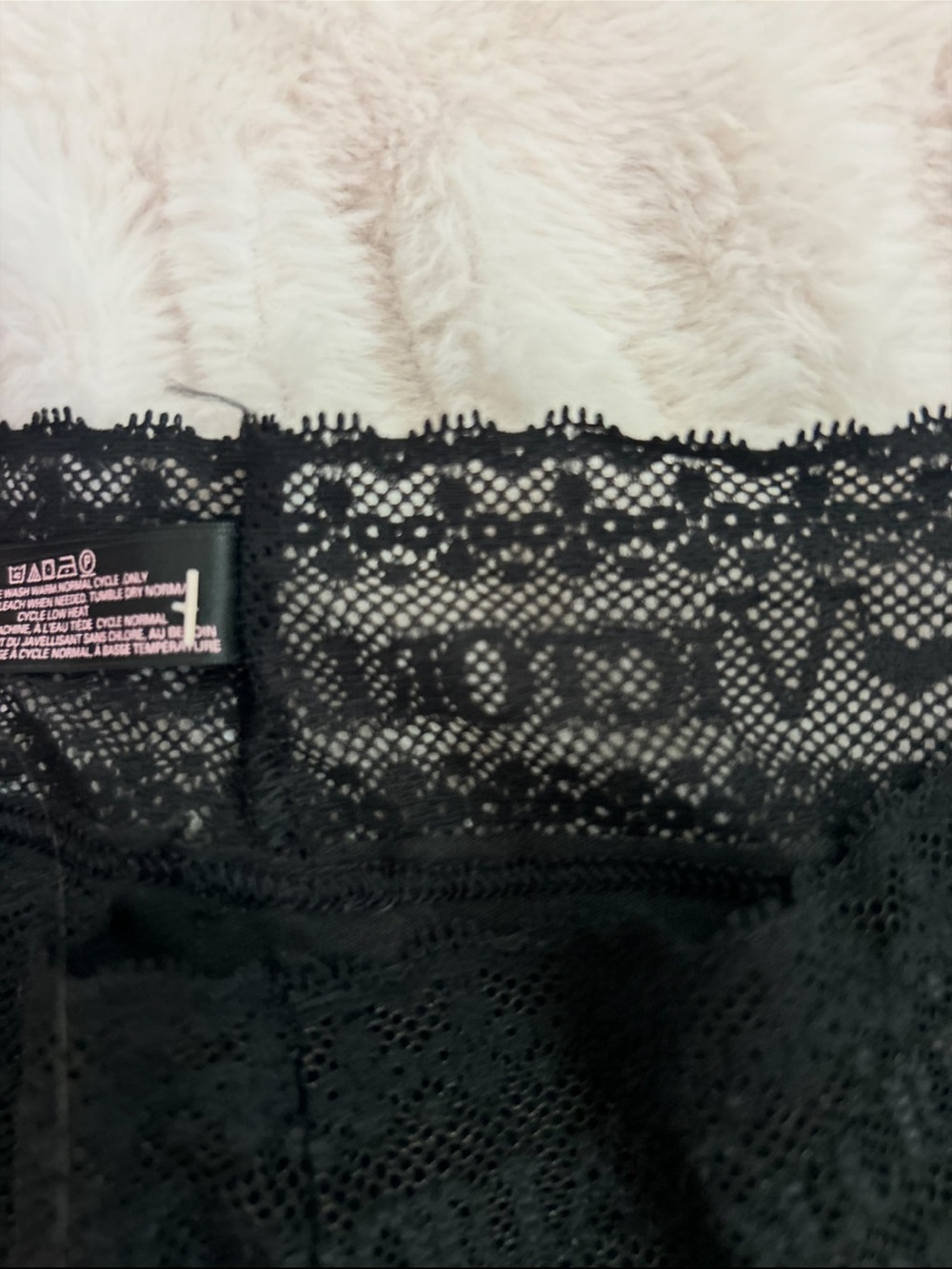 Victoria's Secret Black Lace Hipster Brief - Picture 4 of 4